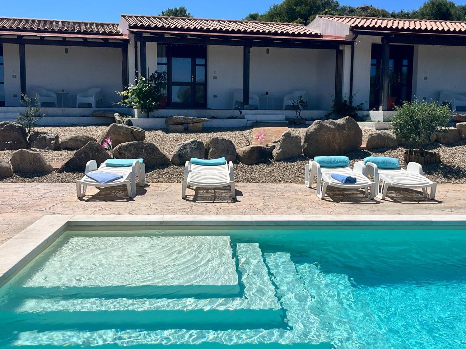 Nuraghe Tuttusoni Farm stay *