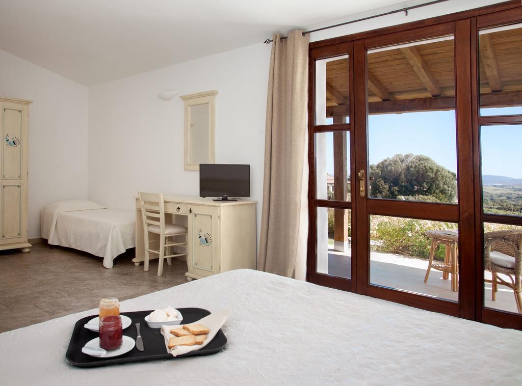 Nuraghe Tuttusoni Farm stay